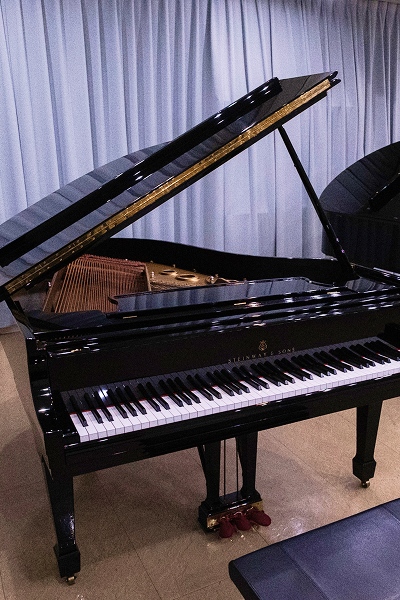 中古スタンウェイのスライダー画像